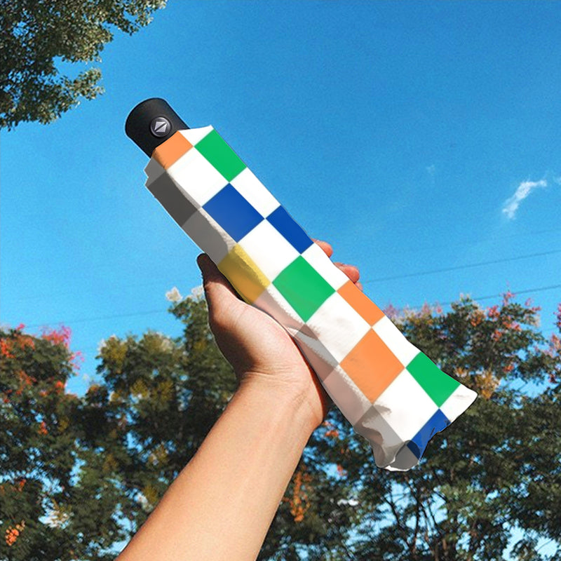 Multi-color checkered Umbrella is lightweight and easy to carry around. Folding automatic umbrella length of only 11 inches, can be placed in briefcases, backpacks, luggage, etc. Suitable for outdoor activities umbrella, such as travel, and shopping.