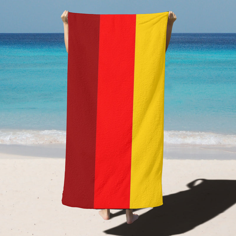 The Tri-color Beach Towel is water-absorbent and quick-drying, compact and convenient storage is more convenient to carry around.