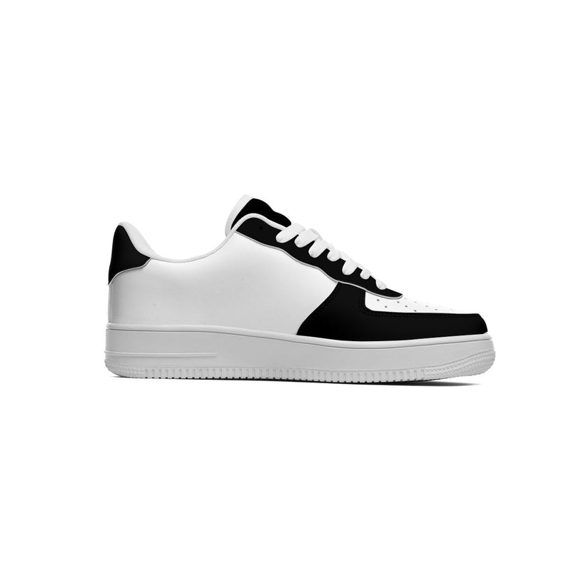 The Inner view is exactly the same as the outer view with The Front Top One boasts an all-white base with a nice blend of black around the Toe cap, the Eyestay, the Tongue, and the Heel Tab with a strip down the Heel counter to give the shoe a better look.